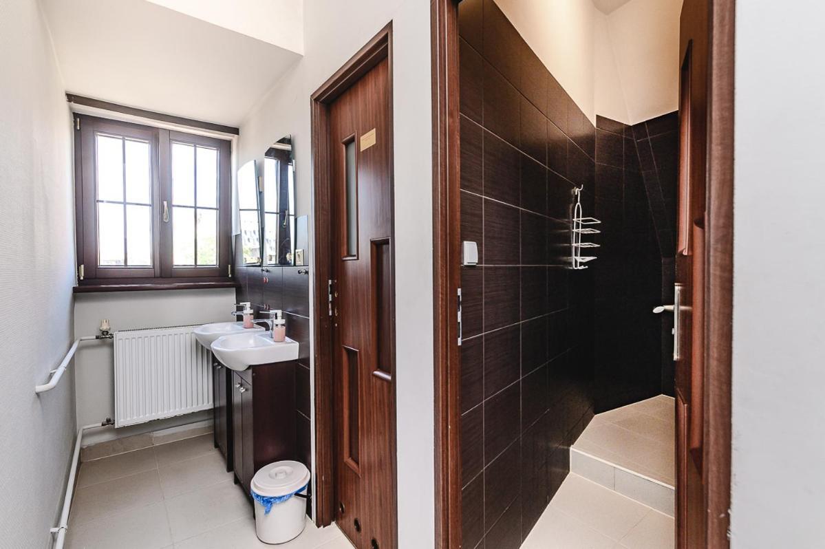 Moho E Hostel Wroclaw Bagian luar foto